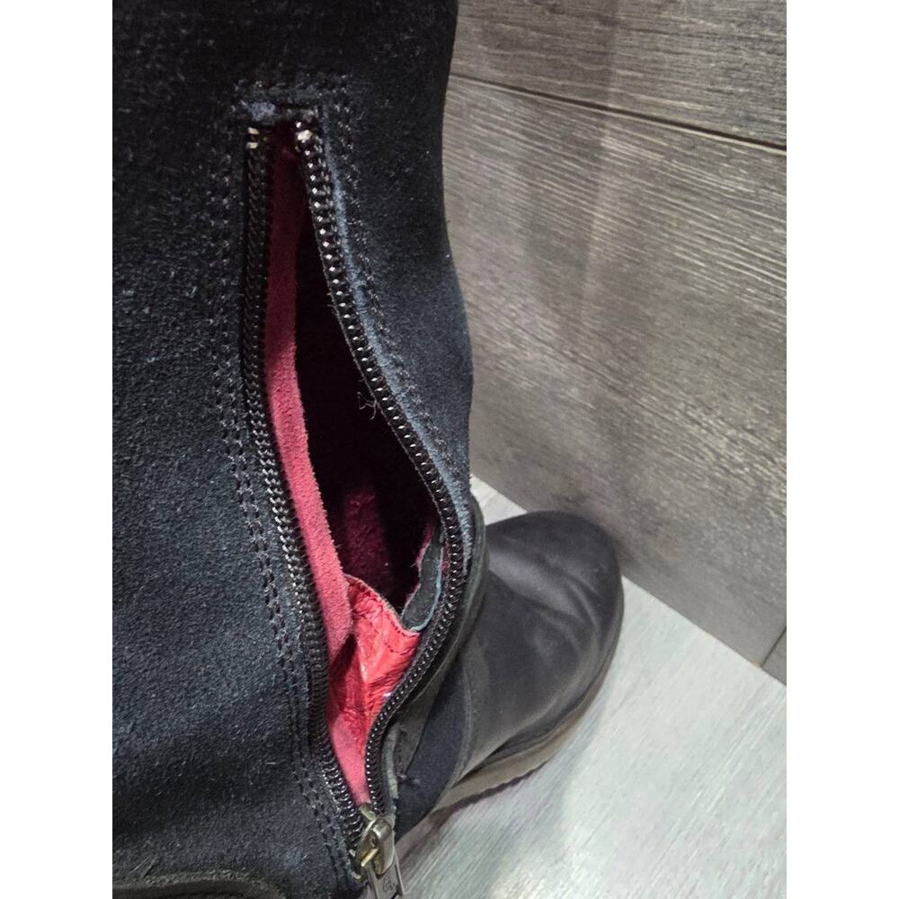 UGG Women's Thomsen Black Suede Knee-High Boots Size 9 S000048 - Picture 13 of 13